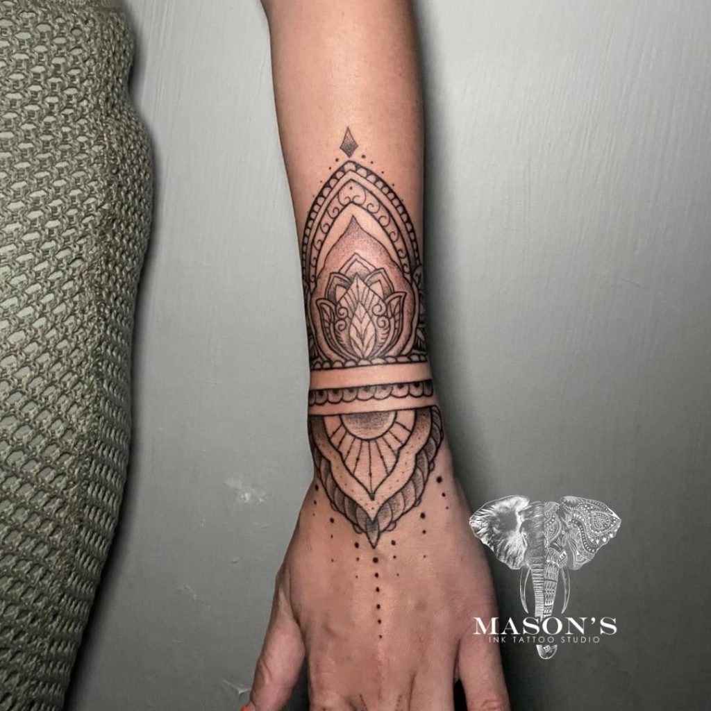 wrist mandala tattoo